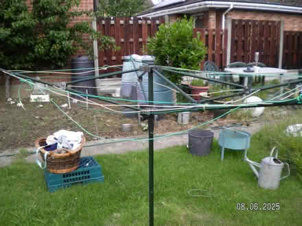 Photo of Rotary washing line- can be broken, damaged for upcycling (New Costessey NR5) #2
