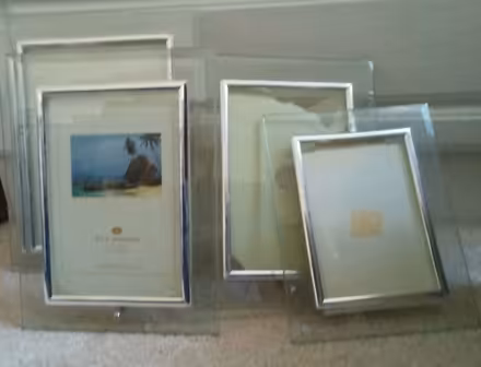 Photo of free 4 x photo frames (Hackney Wick) #1