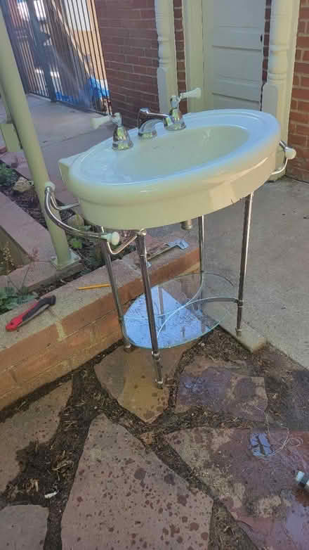 Photo of free 32" x 20" pedistal sink (Westminster) #2