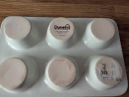 Photo of free Ceramic muffin / Yorkshire pud tray never used (Grangeway area NN10) #2