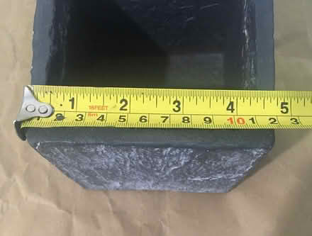 Photo of free Small plant pots (Shoreditch) #3