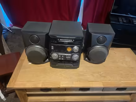 Photo of free Contents of flat (Sw17 8px) #1