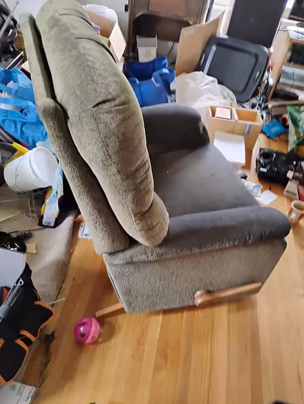 Photo of free 2 recliners (Fremont/Greenwood) #1
