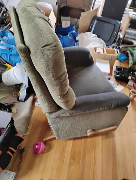 Photo of free 2 recliners (Fremont/Greenwood) #1