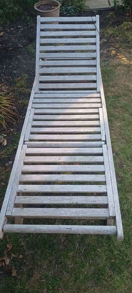 Photo of free Hardwood Garden Sun Lounger/Recliner (Risinghurst OX3) #3