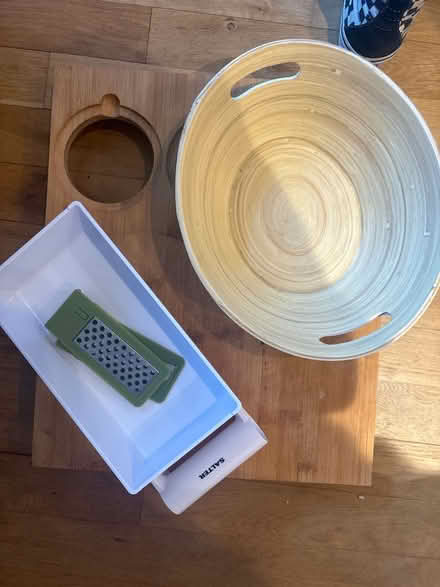 Photo of free Salad bowl and mandolin (Georgian Quarter L8) #1