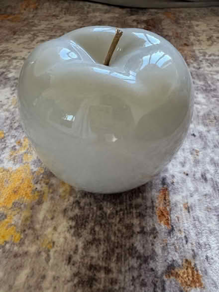 Photo of free Grey large apple ornament (GL3) #1