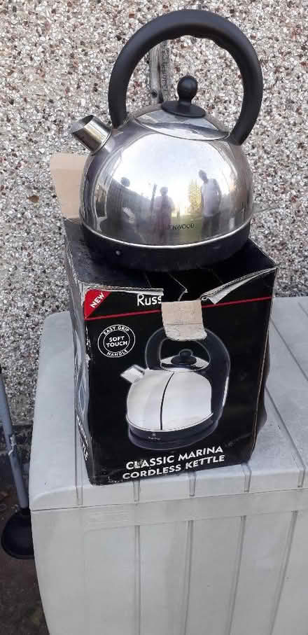 Photo of free Electric kettle (Welling DA16) #1