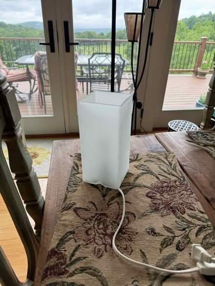 Photo of free 3 floor lamps, 1 desk lamp (Craryville off 23) #1