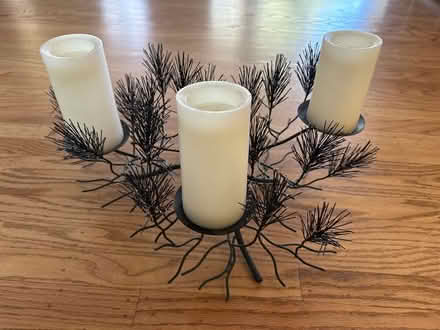 Photo of free Centerpiece or fireplace decor (Highland Ave, RWC) #2