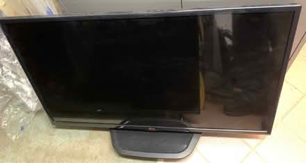 Photo of free 47” lg tv (Maynard) #1