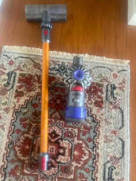 Photo of free Dyson cordless vacuum (Precita Park) #1