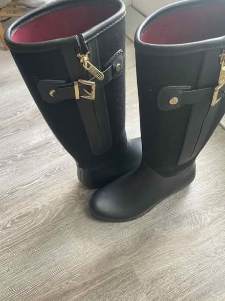 Photo of free Tommy Hilfiger, Rain boots, 8W (Celebration Pointe) #1