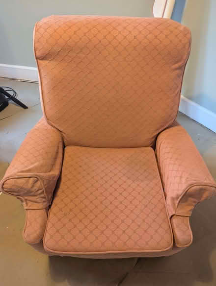 Photo of free Large fabric chair (Potters Bar EN6) #2