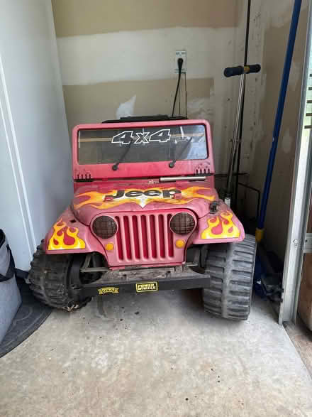 Photo of free Jeep for children (Monrovia - off Bartholows Road) #1