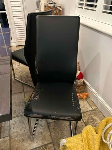 Photo of free Extendable table 6/8 + 4 chairs (Slaugham) #4
