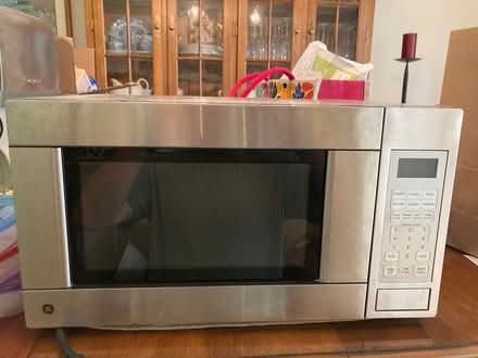 Photo of free Microwave GE (North Stamford) #1