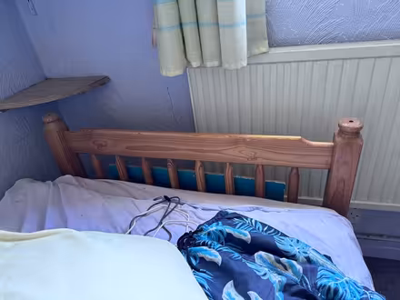 Photo of free 1 Double & 1 Single wood bed (Coalville LE67) #4