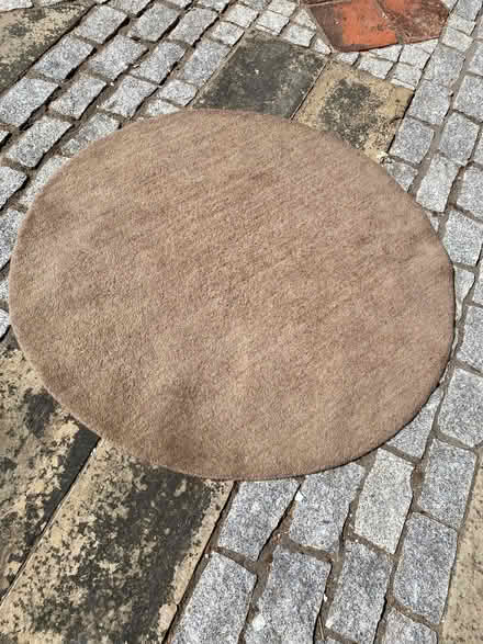 Photo of free Rug (Langley SL3) #1