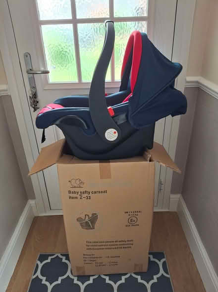 Photo of free First size bay car seat (Hullbridge SS5) #3