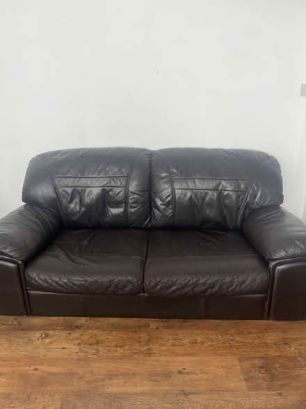 Photo of free sofa (Barry CF63) #1