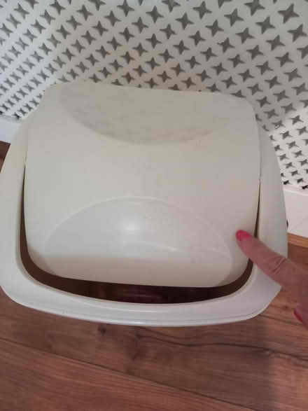 Photo of free Small Swing Bin (Cardonald G52) #2