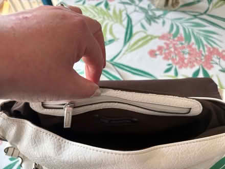 Photo of free M&S white handbag (Weybridge) #4