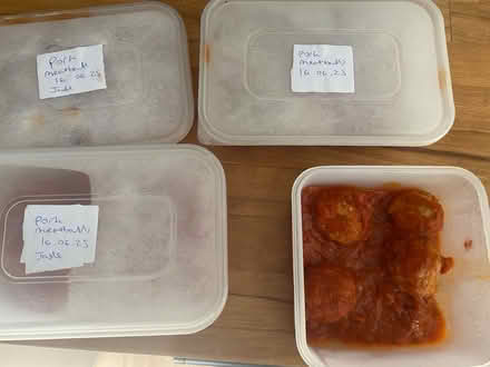 Photo of free Pork meatballs in tomato sauce (CT11) #1
