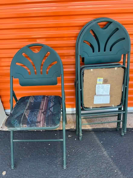 Photo of free Single folding chair (Clearlake Oaks) #2