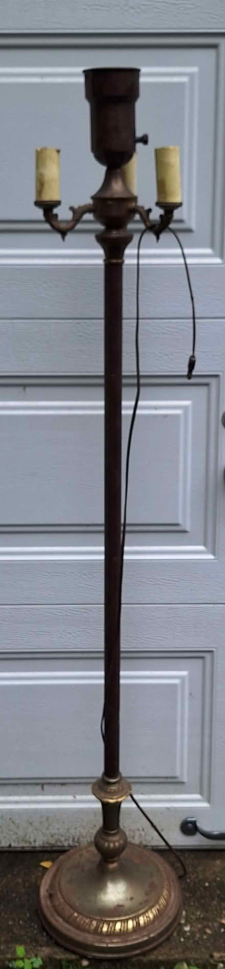 Photo of free Floor Lamp (New Fairfield, CT) #1