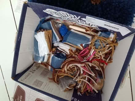 Photo of free unfinished latch hook kit (The Rock TF3) #3