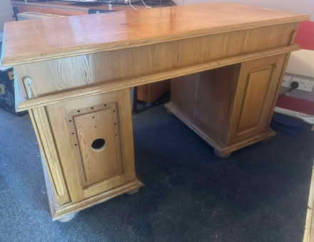 Photo of free Large desk (Heath End RG26) #1