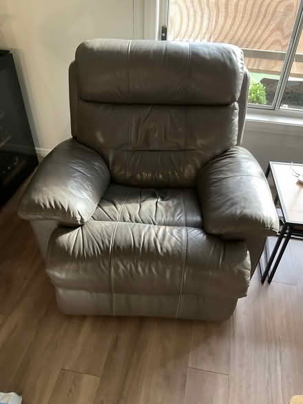 Photo of free Leather lounge suite (Ngunnawal) #1