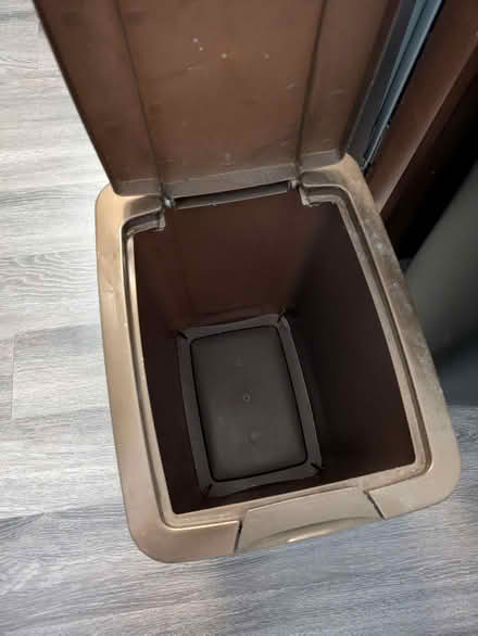 Photo of free Trash can (West lake hills) #2