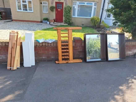 Photo of free head and foot board for single bed (New Marston OX3) #1