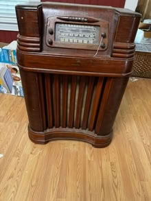 Photo of free Philco antique Radio (West Santa Rosa) #1