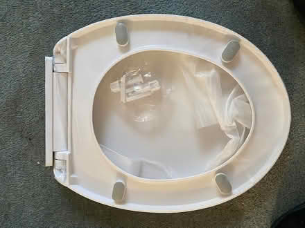 Photo of free White Plastic Toilet Seat (Denvilles Havant) #2