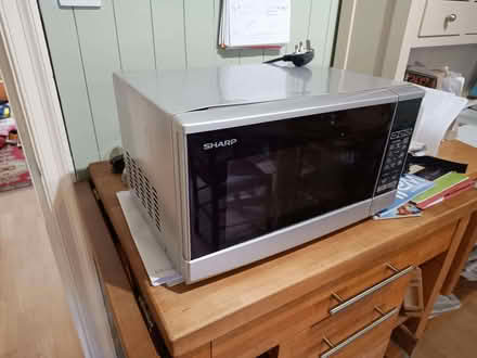 Photo of free Microwave (Hillingdon UB10) #1