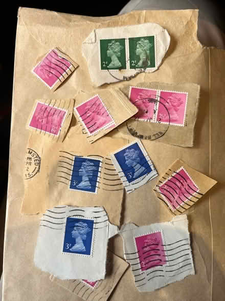 Photo of free Over 100 1970’s UK stamps - mainly pink and blue (Cutteslowe OX2) #1