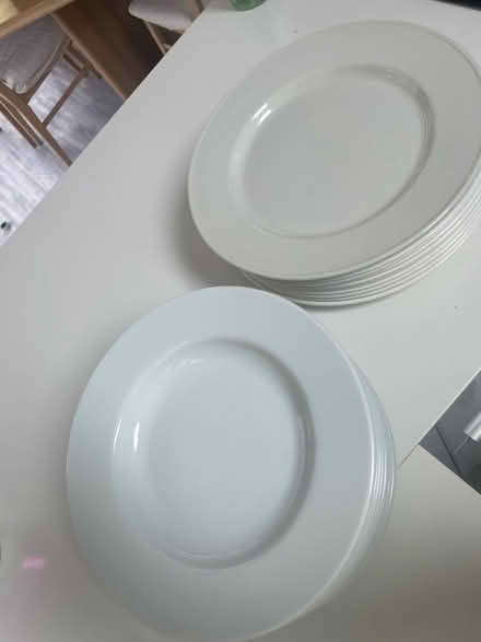 Photo of free Plates/bowls (Stanmore, HA7) #2