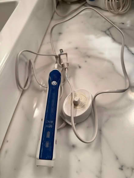 Photo of free Elec toothbrush base (95070) #1