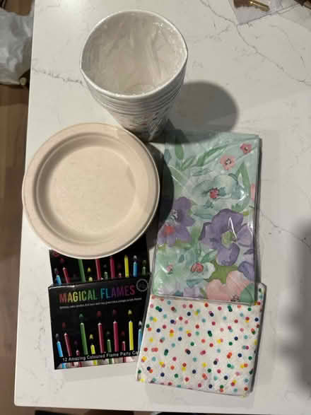 Photo of free Party supplies (20001) #1