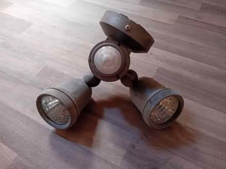 Photo of free Wickes PIR security light (Swanshurst B13) #1