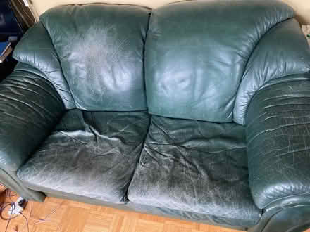 Photo of free matching sofa and loveseat (Lindenlea) #2