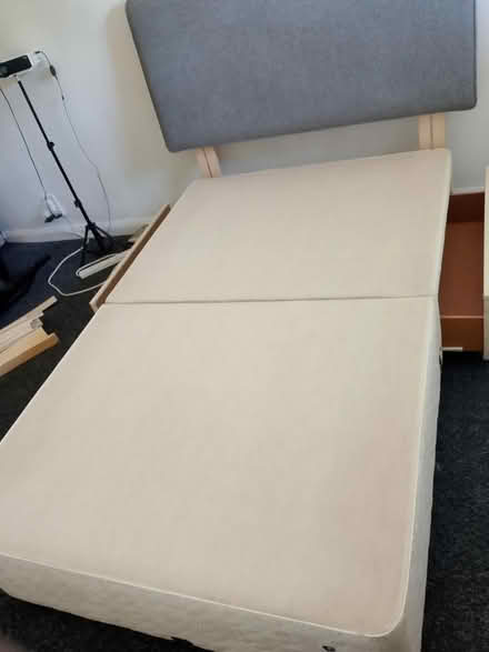 Photo of free Small double base (Ne3) #1