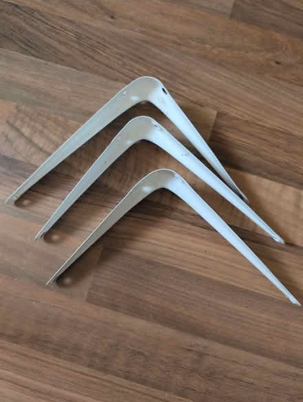 Photo of free Metal shelf brackets (Pudsey LS28) #1
