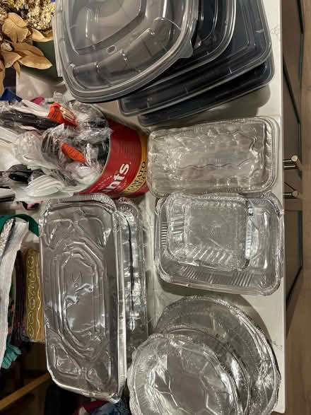 Photo of free To go containers, plastic utensils (20001) #1