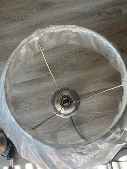 Photo of free 2 lamps, 1 is damaged (Celebration Pointe) #3