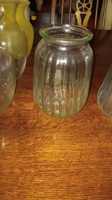 Photo of free Seven glass floral vases (19095) #3