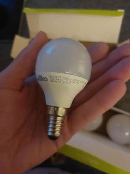 Photo of free Light bulbs (Westfield S20) #4
